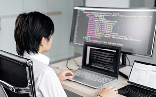 永康 api php源码,下载的php源码怎么运行呢？